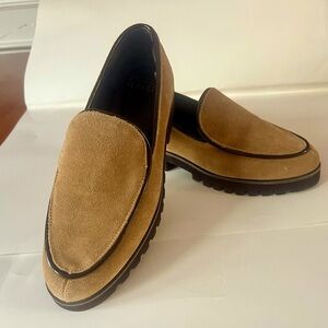 Donald Pliner tan suede loafers with chocolate brown leather trim. Women’s 8.